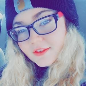 Meet your Posher, Liz